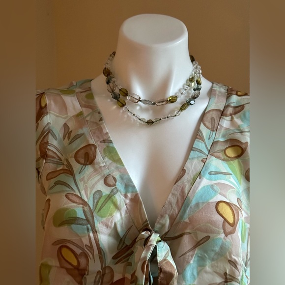 Limited Collection Delicate Blouse Buttons In Back Light Colors Ties Front Sz 16 - Picture 2 of 10